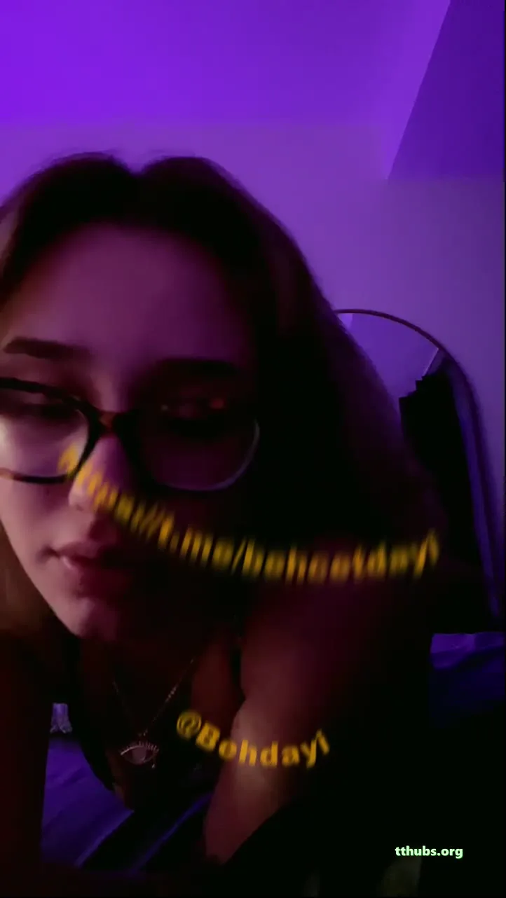 Devriliyorum Naz Tango yayınında sakso çekiyor Türk ifşa