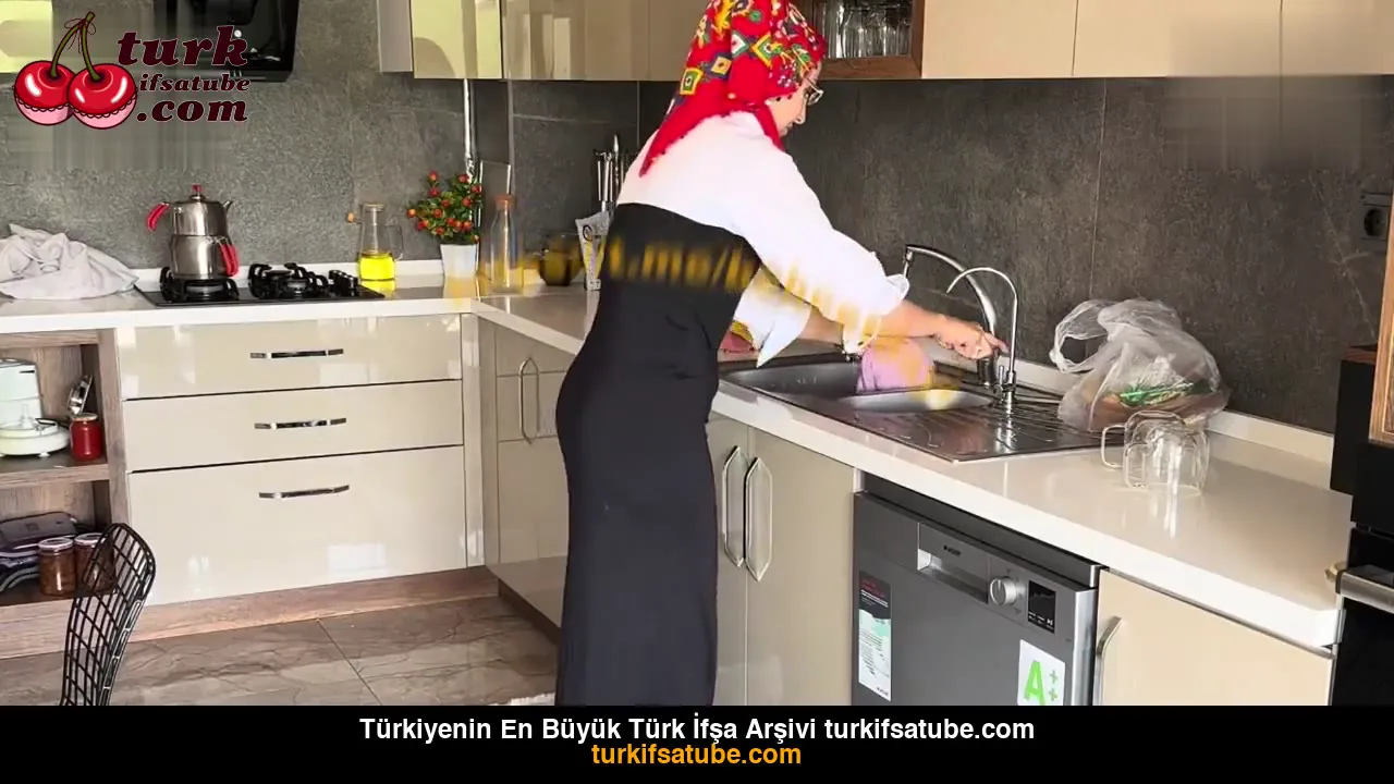 Youtubeda Fatma Ile Her Seyi Ortaya Cikarma Türk İfşa