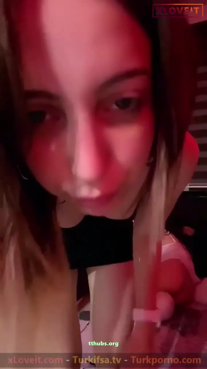 Beril Ifşa Genç Kankalar Işıklı Odada Yayında