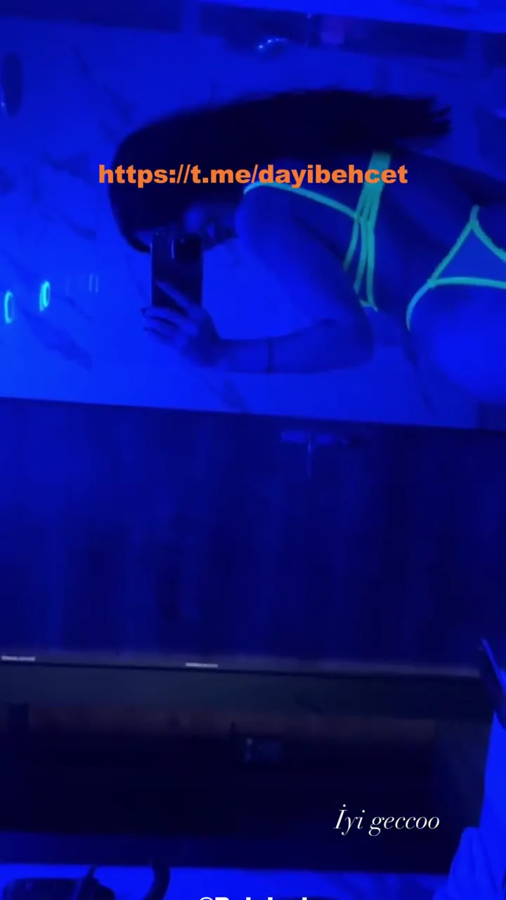 Melek Özçağan İfşa Videoları - Part 40