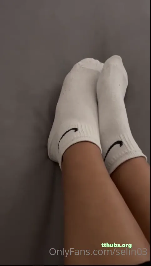 Selin Çoraplarıyla Şov Yapıyor Türk ifşa