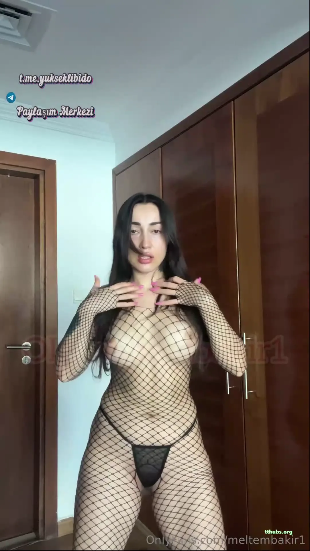 Meltem Bakır Füze Memeleriyle Azgınlıktan Kafayı yiyor Türk ifşa