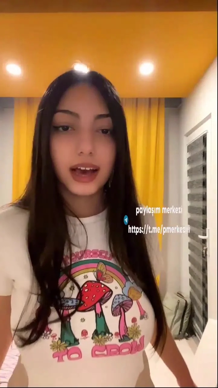 Megan Perez Normal Premi̇um