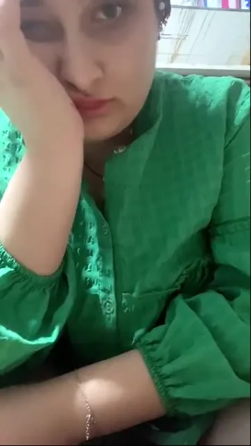 Çılgın Kasiyer Evinde Sikiliyor Türk ifşa