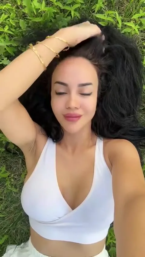 Melek Özçağan İfşa Videoları - Part 82