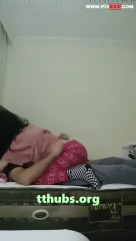 Oyuna Getirdikleri Üniversiteli Hatunu Canlı Yayında Sikiyorlar Türk İfşa