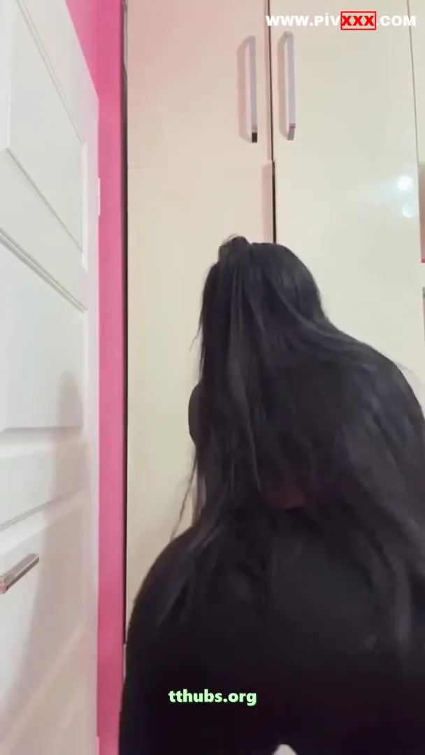 Gözde Akgün İfşa Abonelik Videoları Meme Uçları Belli Oluyor - Porno Video