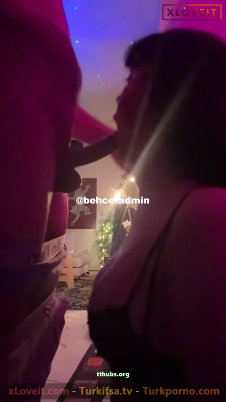 Kusturmalı Sakso Feryal Dalgayı Gırtlağına Kadar Aldı